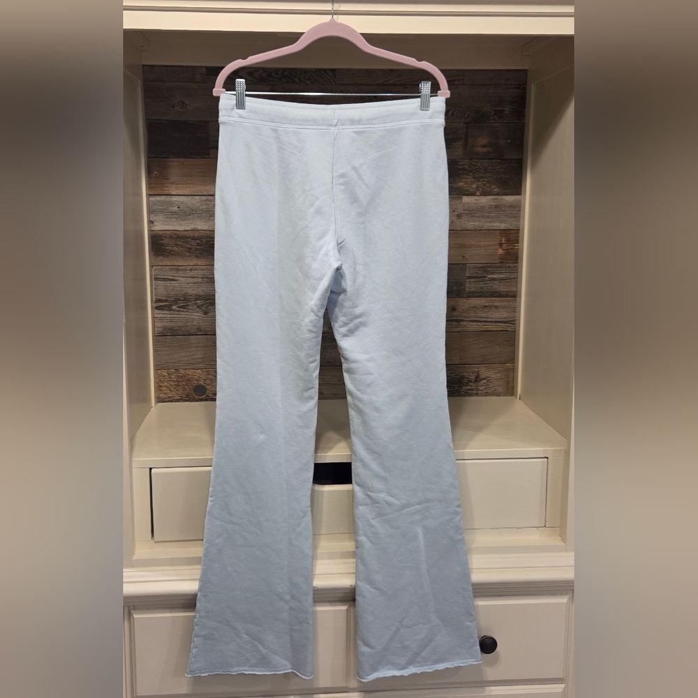 SKIMS!! French Terry Low- Rise Pant/ Joggers- In Opal/ Powder Blue!! - Picture 6 of 11